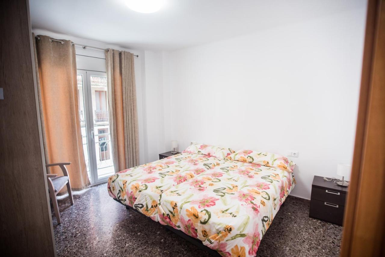 Manresa Apartamentos Turisticos מראה חיצוני תמונה