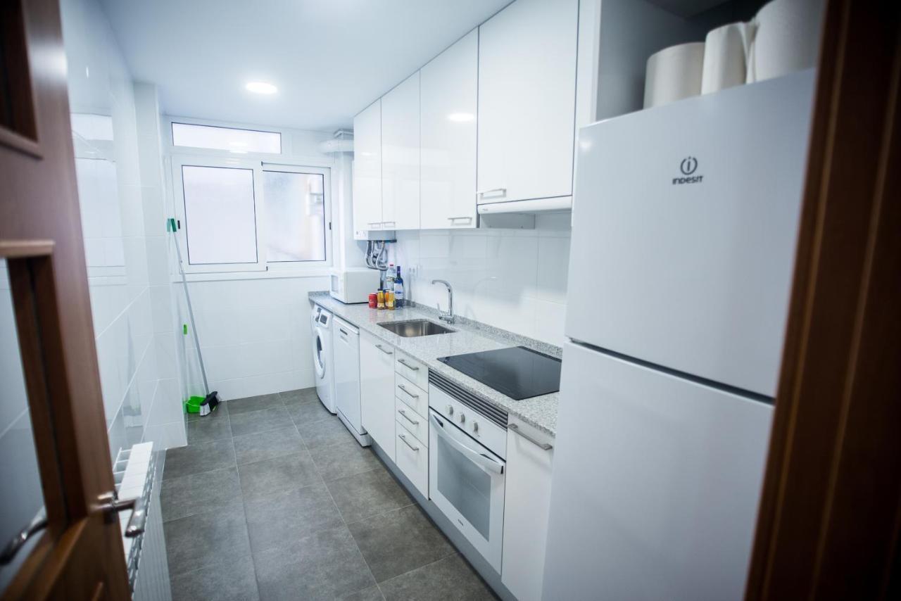 Manresa Apartamentos Turisticos מראה חיצוני תמונה