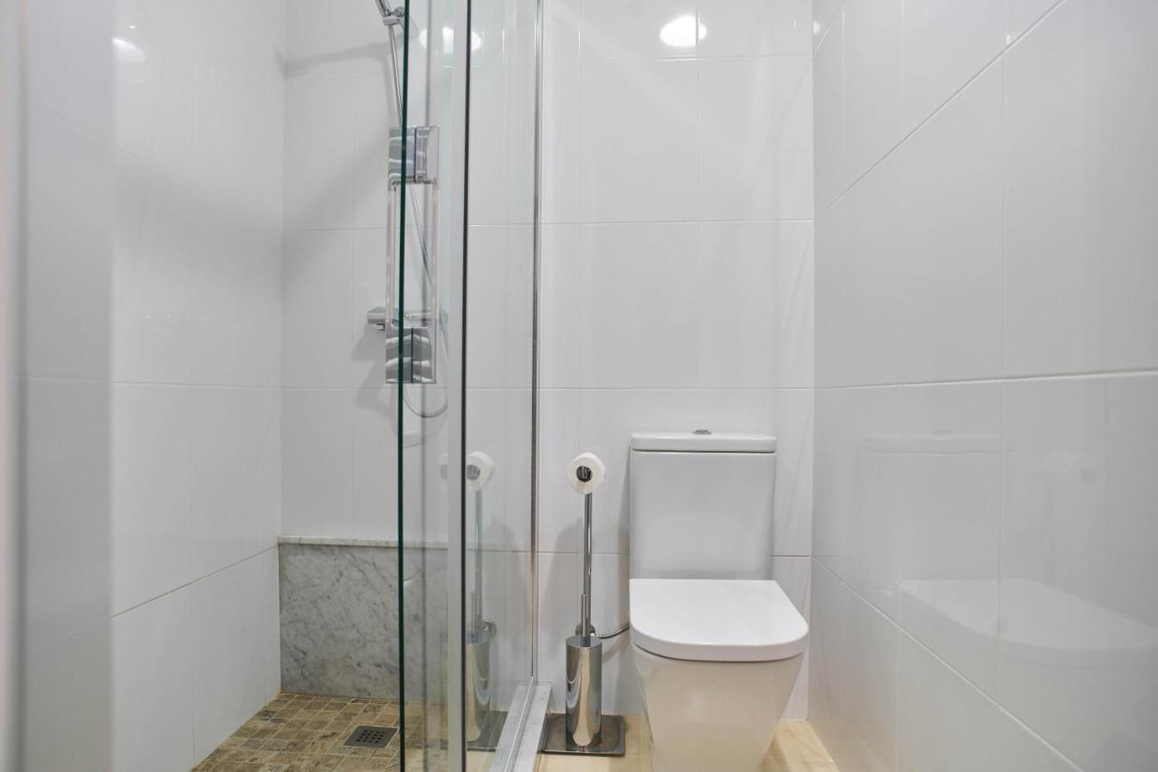 Manresa Apartamentos Turisticos מראה חיצוני תמונה