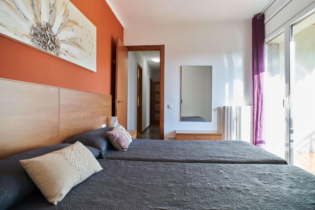 Manresa Apartamentos Turisticos מראה חיצוני תמונה