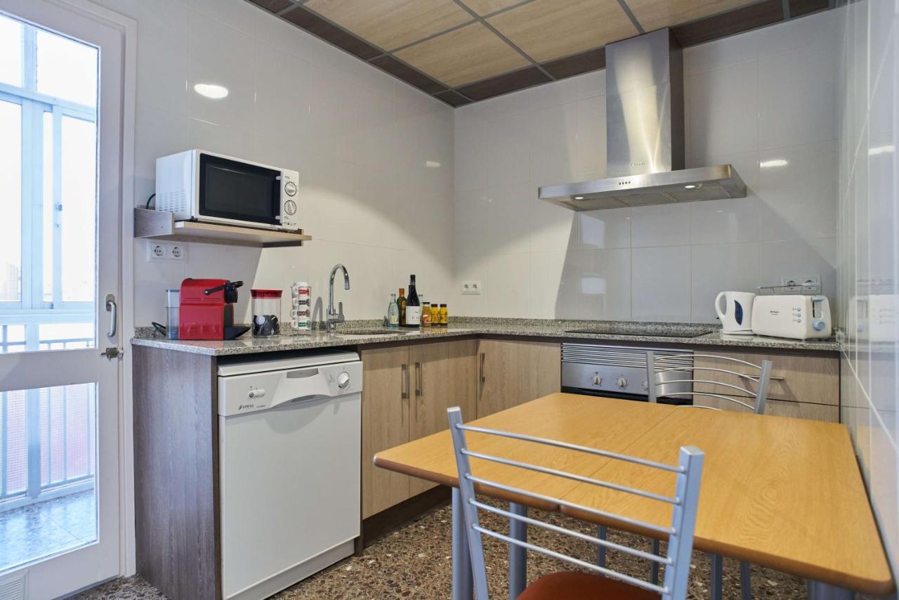 Manresa Apartamentos Turisticos מראה חיצוני תמונה