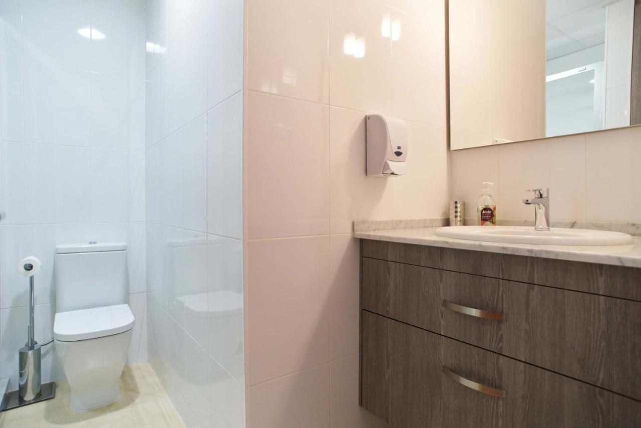 Manresa Apartamentos Turisticos מראה חיצוני תמונה
